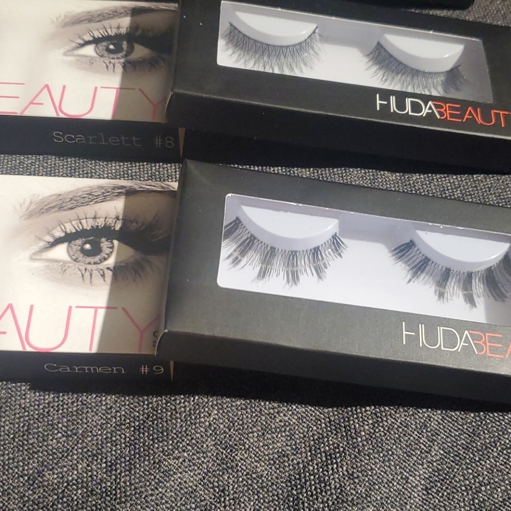 Huda Beauty Lashes (Choose your Style)